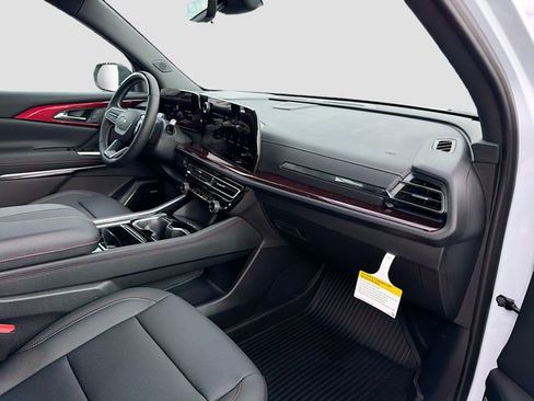 New 2026 Chevrolet Traverse Z71 w/ Enhanced Driving Package image 29