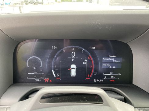 Used 2025 Lexus GX 550 w/ Accessory Package (2T) image 11