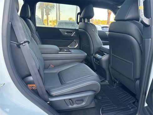 New 2026 INFINITI QX80 Autograph image 22