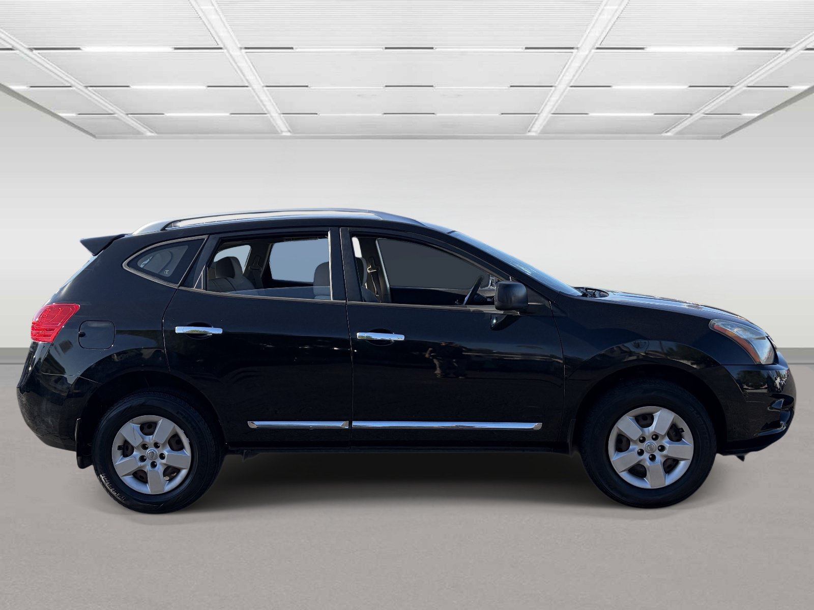 Used 2015 Nissan Rogue S w/ Convenience Package FWD image 6