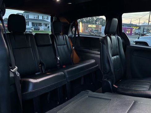 Used 2016 Dodge Grand Caravan R/T FWD image 17