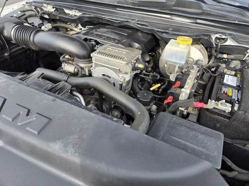 Used 2021 RAM 1500 Laramie AWD/4WD image 21