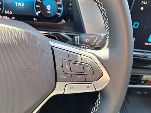 New 2026 Volkswagen Atlas Cross Sport SE image 18