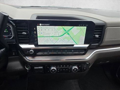 Used 2025 GMC Sierra 1500 SLT RWD image 14