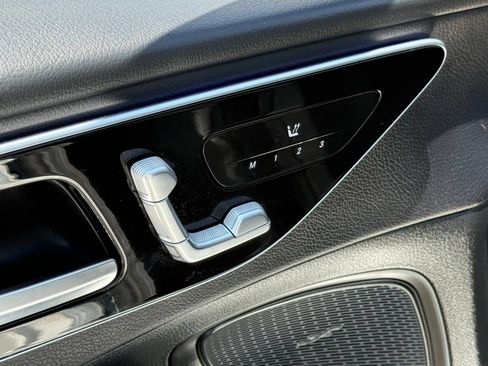 Used 2024 Mercedes-Benz C 300 Sedan image 24