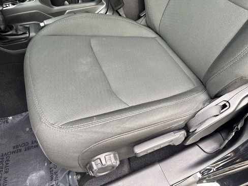 Used 2023 Jeep Wrangler Unlimited image 30