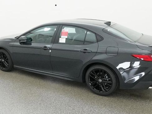 New 2026 Toyota Camry SE FWD image 7