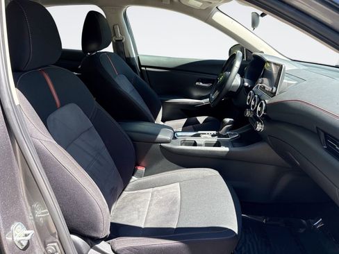 Used 2023 Nissan Sentra SR w/ Midnight Edition Package FWD image 24