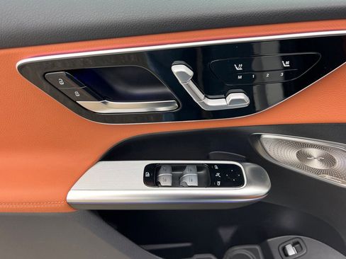 New 2026 Mercedes-Benz GLC 300 4MATIC image 14