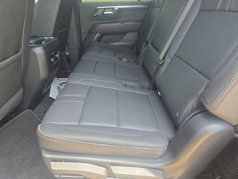 Used 2025 Chevrolet Tahoe RST w/ Comfort Package AWD/4WD image 15