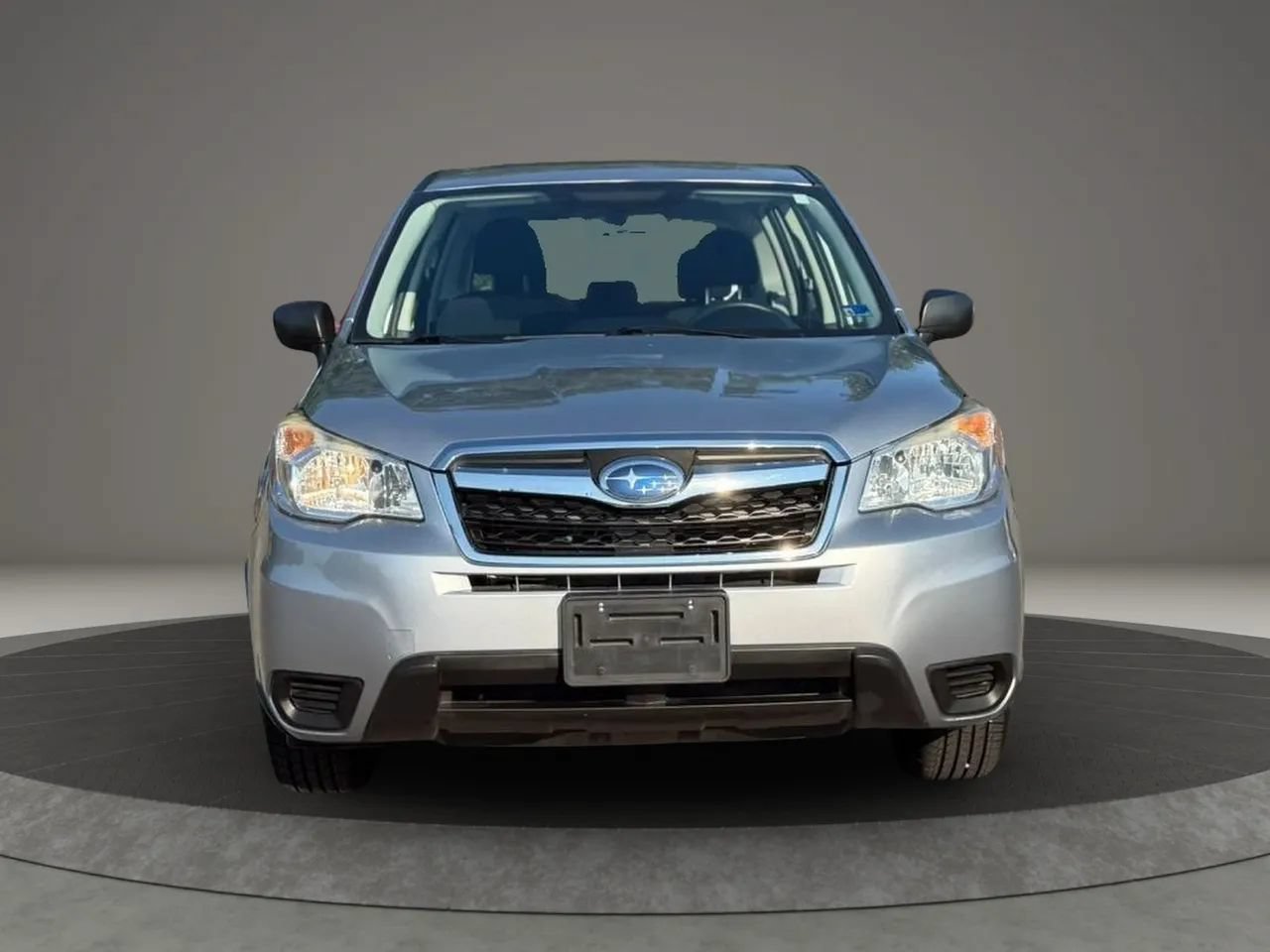 Used 2015 Subaru Forester 2.5i AWD/4WD image 2