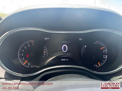 Used 2020 Jeep Grand Cherokee Altitude RWD image 9