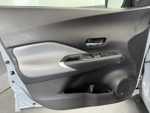 Used 2024 Nissan Kicks SR w/ SR Premium Package image 23