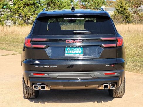 Used 2025 GMC Acadia AT4 image 5