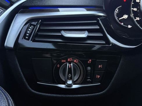 Used 2019 BMW 540i xDrive AWD/4WD image 31