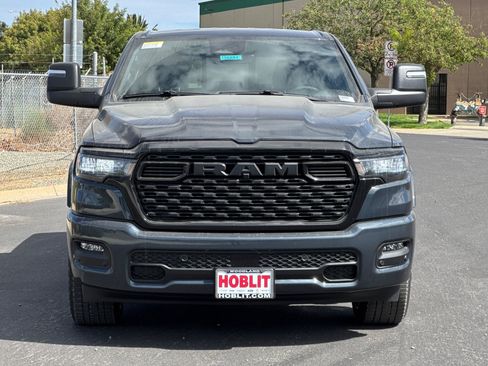 New 2027 RAM 1500 4x4 Crew Cab image 8