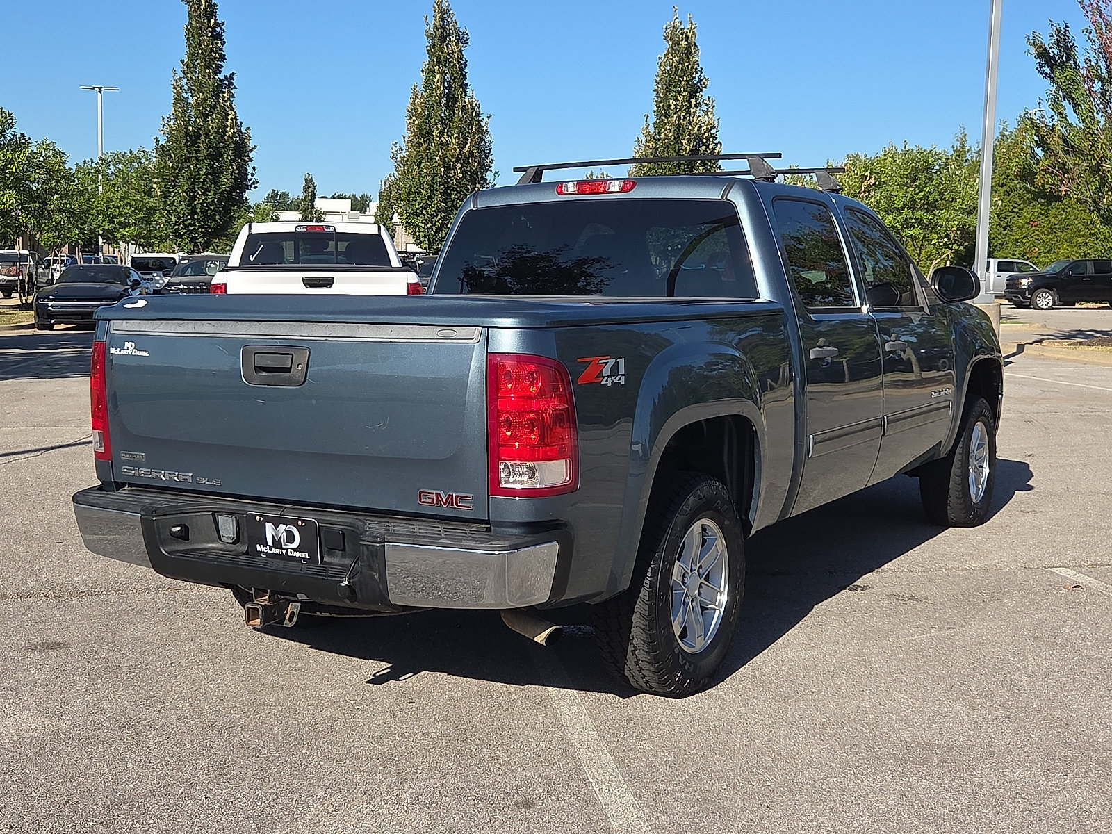 Used 2011 GMC Sierra 1500 SLE w/ Power Tech Package AWD/4WD image 5