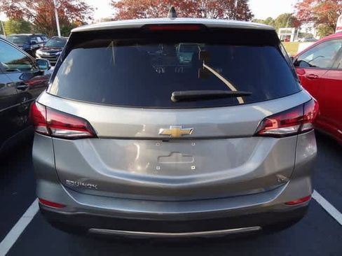 Used 2023 Chevrolet Equinox LT image 5