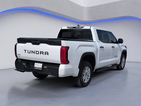 Used 2024 Toyota Tundra SR5 w/ SR5 Convenience Package AWD/4WD image 9