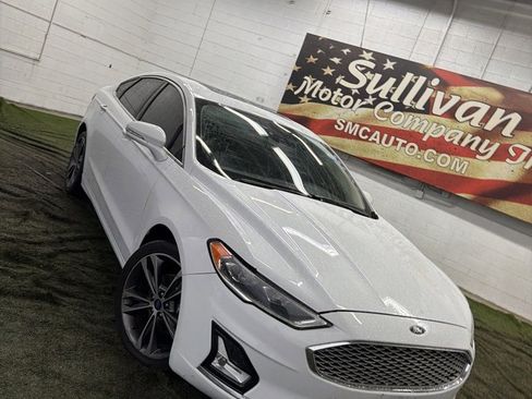 Used 2020 Ford Fusion Titanium image 9