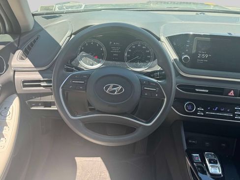 Certified 2023 Hyundai Sonata SEL FWD image 14