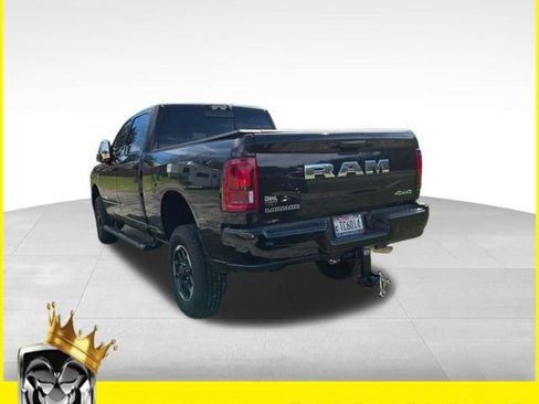 Used 2025 RAM 2500 Laramie AWD/4WD image 2