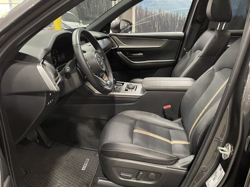 Used 2025 MAZDA CX-90 Plug-In Hybrid w/ Premium Plus AWD/4WD image 11