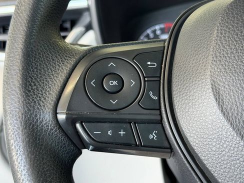 Used 2022 Toyota Corolla Cross L FWD image 23