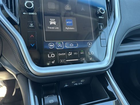 Used 2021 Subaru Outback Limited w/ Popular Package #2 image 30