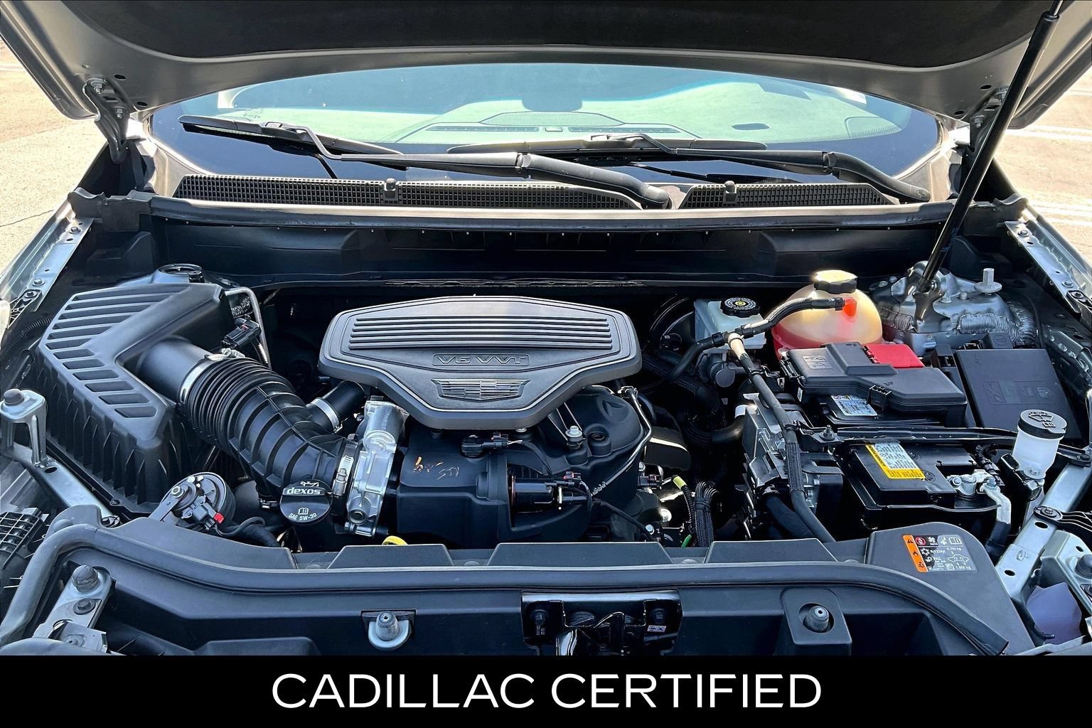 Certified 2024 Cadillac XT5 Premium Luxury FWD image 17