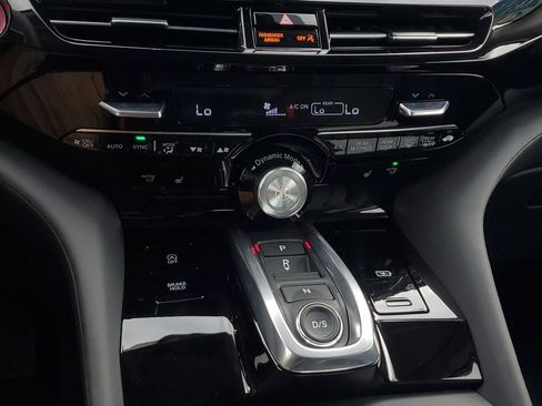 Certified 2026 Acura MDX FWD w/ Technology Package image 27