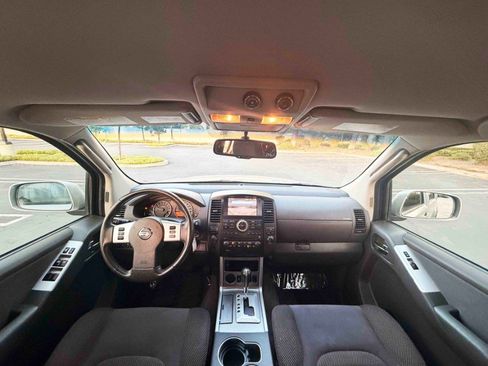 Used 2008 Nissan Pathfinder SE RWD image 17