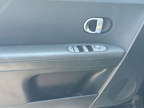 Used 2024 Hyundai Ioniq 5 SEL RWD image 25