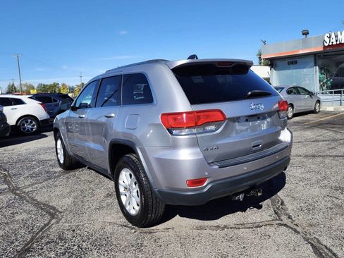 Used 2017 Jeep Grand Cherokee Laredo w/ Quick Order Package 23E image 5