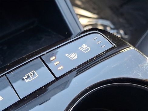 Used 2022 Hyundai Tucson Limited image 25