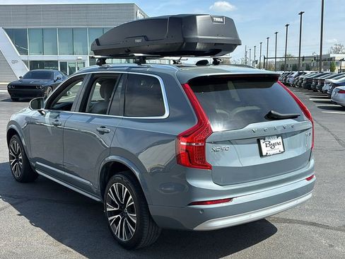 Used 2022 Volvo XC90 T5 Momentum w/ Climate Package image 4