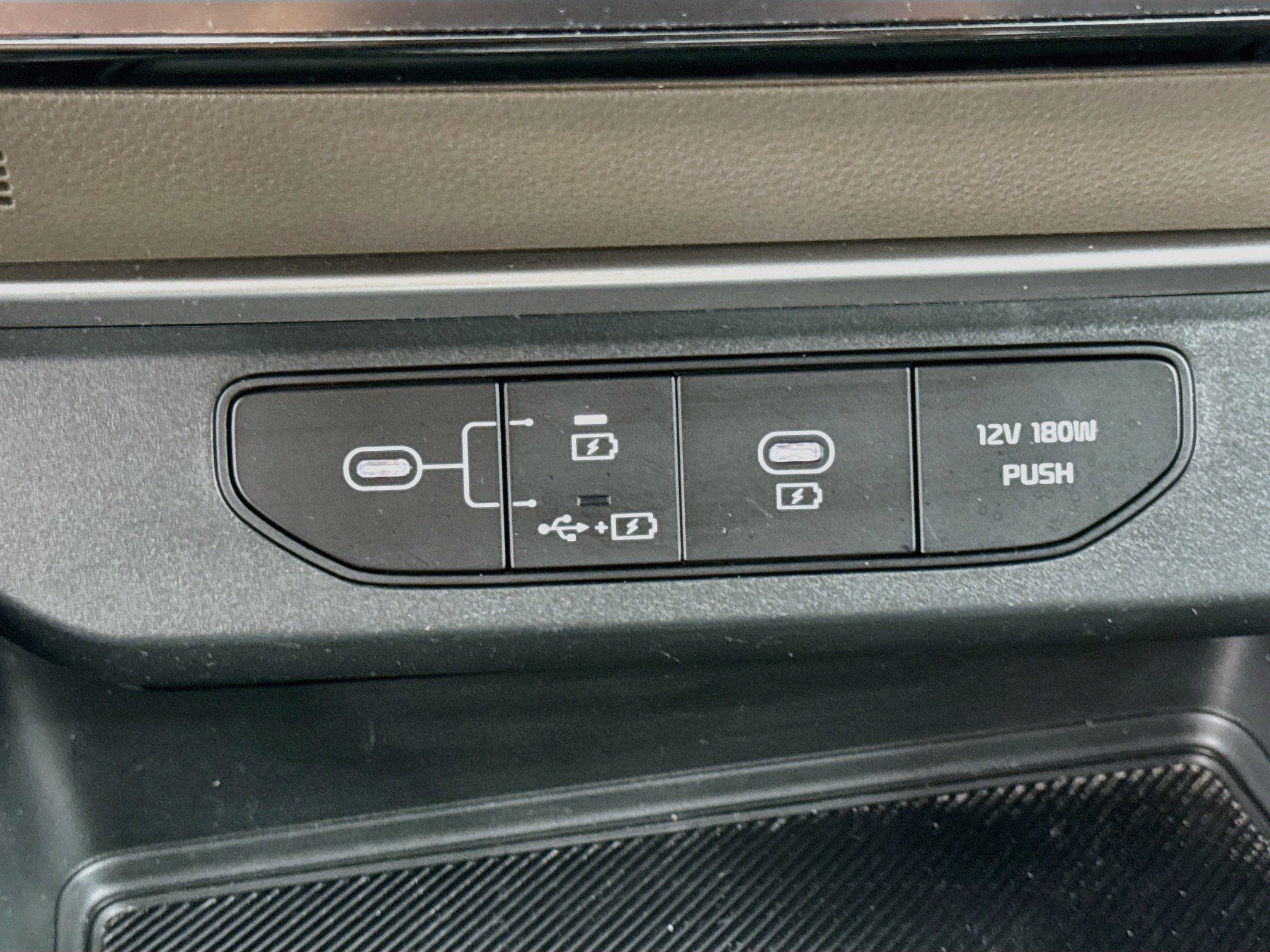 Used 2026 Kia Carnival LXS FWD image 26