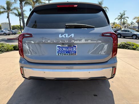 Used 2024 Kia Telluride LX FWD image 5