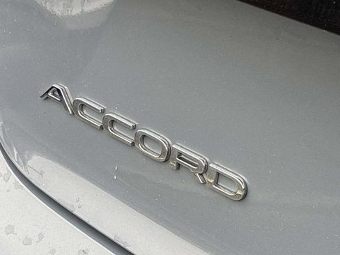 Used 2025 Honda Accord SE image 12