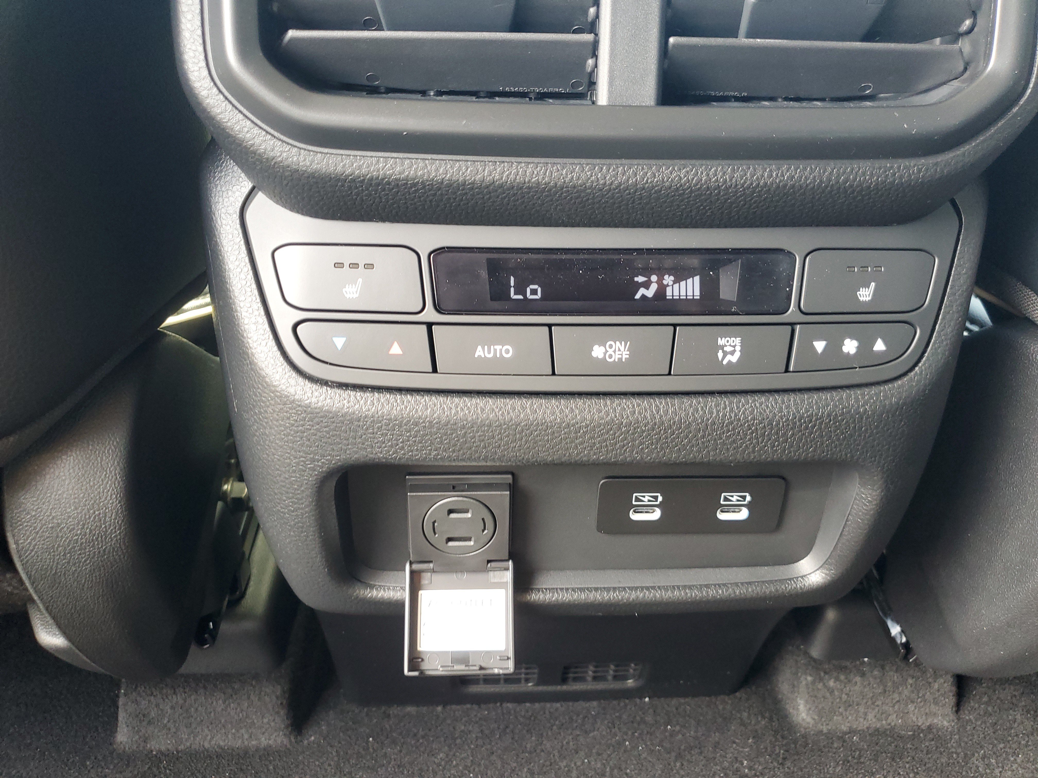 New 2026 Honda Pilot Elite image 14