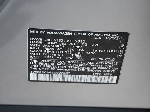 Used 2025 Volkswagen Atlas SEL Premium R-Line AWD/4WD image 42