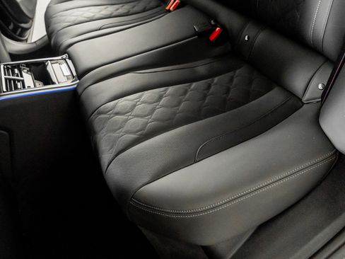 Used 2025 BMW M8 Competition image 22