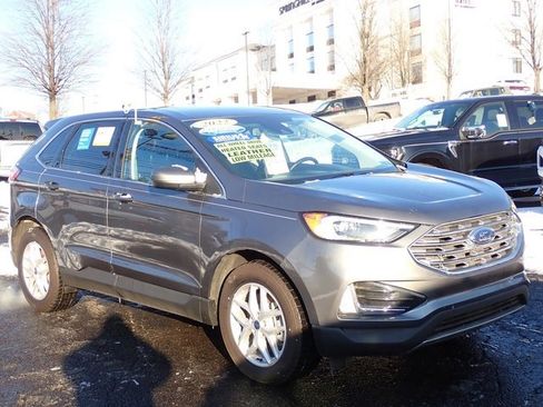 Certified 2022 Ford Edge SEL w/ Convenience Package image 3