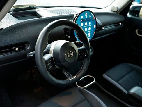 Used 2025 MINI Cooper S image 19