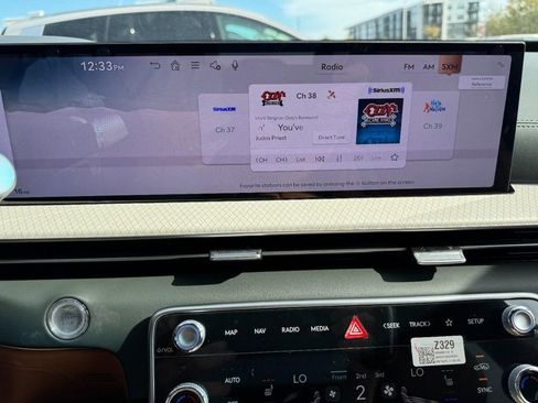 New 2026 Genesis GV80 2.5T Prestige image 16