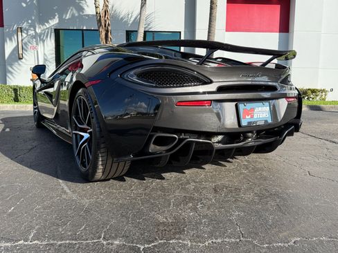 Used 2017 McLaren 570S Coupe image 13