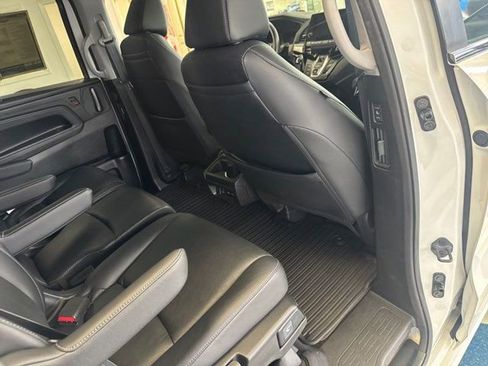 Used 2021 Honda Odyssey Touring image 14