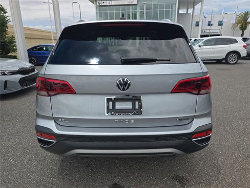 Used 2023 Volkswagen Taos SEL AWD/4WD image 4
