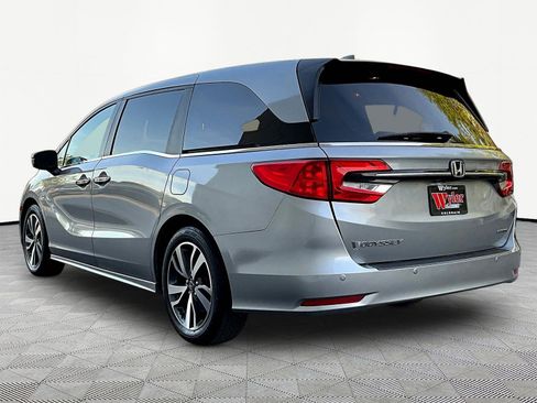 Used 2023 Honda Odyssey Touring image 4