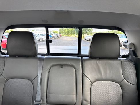 Used 2020 Nissan Frontier PRO-4X AWD/4WD image 27
